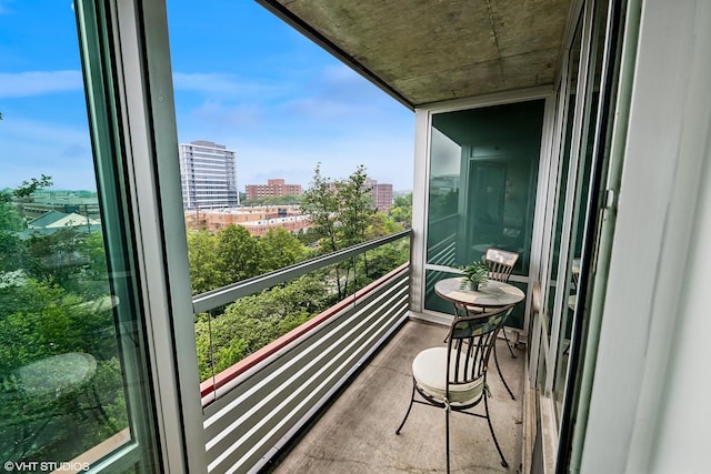 800 Elgin Rd Unit 806, Evanston, IL 60201 - balcony featuring a city view
