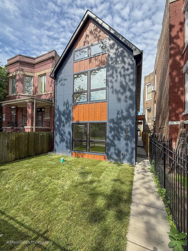 6826 S Langley Ave, Chicago, IL 60637 - photo 1
