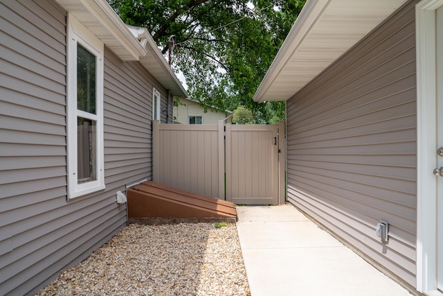 521 Armeida St, Dixon, IL 61021 - view of patio / terrace featuring a gate
