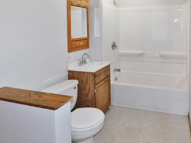 829 Blackhawk Blvd, South Beloit, IL 61080 - full bath with toilet, vanity, tub / shower combination, and tile patterned floors