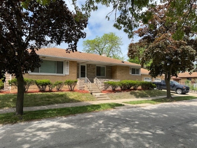 32 Elizabeth St, Calumet City, IL 60409 - photo 1