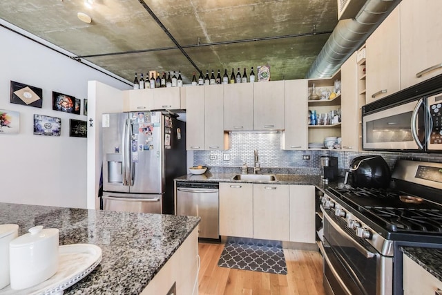 111 S Morgan St Unit 510, Chicago, IL 60607 - photo 17