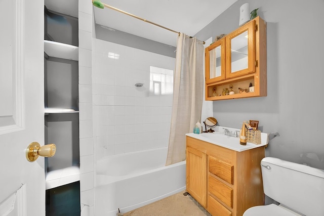 4926 S Winchester Ave, Chicago, IL 60609 - bathroom with shower / tub combo, toilet, and vanity