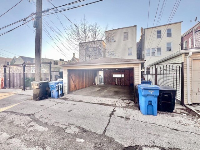 2307 S Leavitt St, Chicago, IL 60608 - view of detached garage