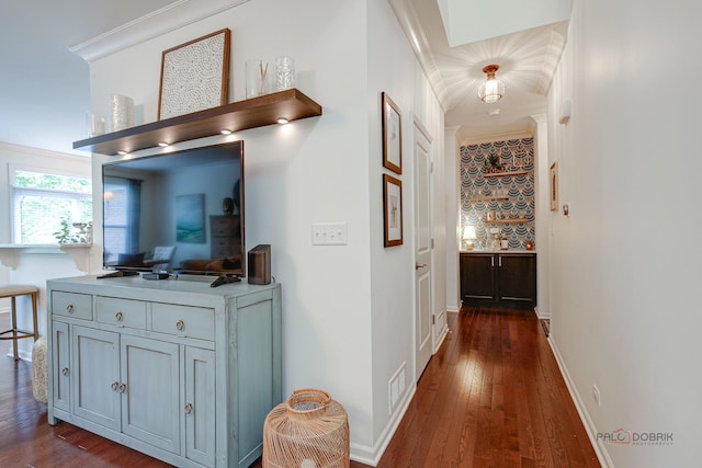 769 N Winchester Dr, Palatine, IL 60067 - corridor featuring dark wood-style floors, baseboards, and ornamental molding