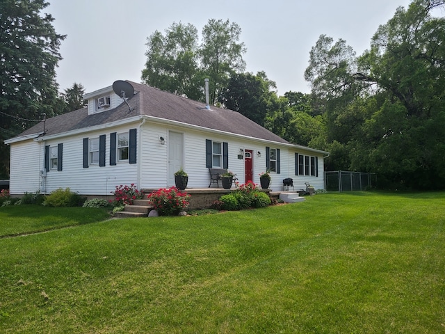 100 Watson Ave, Oglesby, IL 61348 - view of front facade with roof with shingles and a patio area