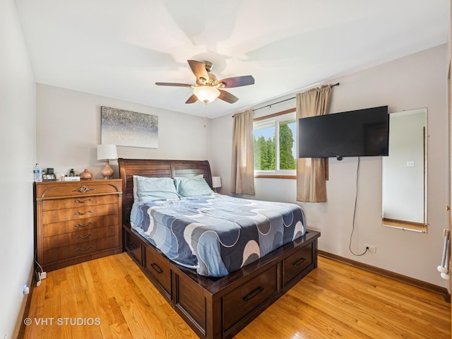 2136 N Westmoreland Dr, Palatine, IL 60074 - bedroom featuring light wood finished floors and ceiling fan
