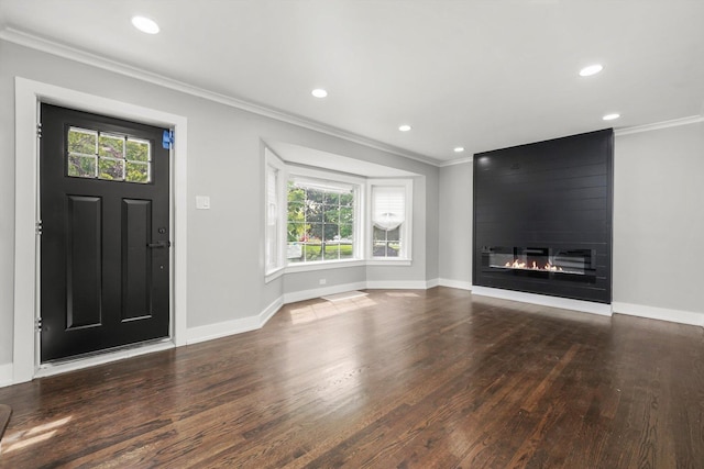 9012 S Harper Ave, Chicago, IL 60619 - foyer featuring wood finished floors, healthy amount of natural light, baseboards, ornamental molding, and recessed lighting
