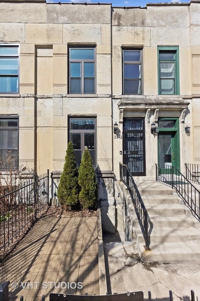 3342 S Giles Ave, Chicago, IL 60616 - view of front facade