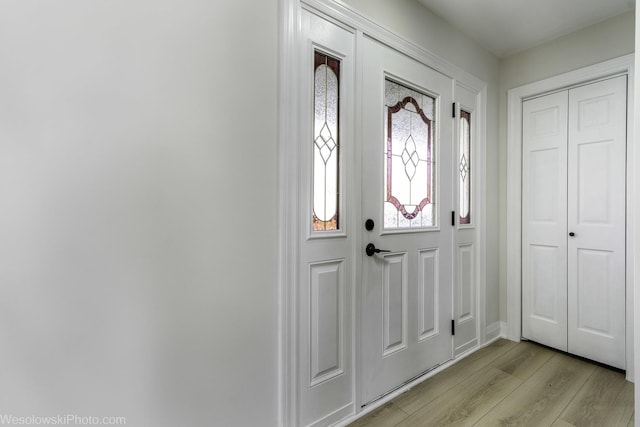 1319 Frederick Ln, Naperville, IL 60565 - photo 2