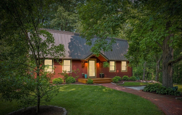 2804 E Concord Rd, Urbana, IL 61802 - view of front of home featuring a front lawn and a metal roof