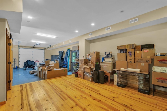 2804 E Concord Rd, Urbana, IL 61802 - garage featuring recessed lighting