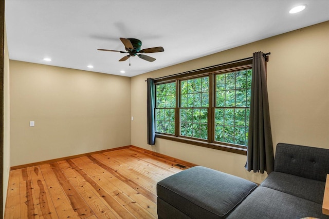 2804 E Concord Rd, Urbana, IL 61802 - living area with light wood-style floors, ceiling fan, and recessed lighting
