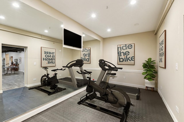 1424 Glencoe Ave, Highland Park, IL 60035 - exercise room featuring recessed lighting and baseboards