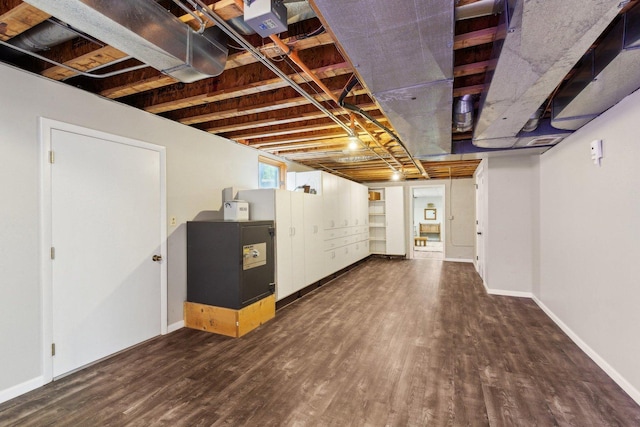 1424 Glencoe Ave, Highland Park, IL 60035 - below grade area featuring wood finished floors and baseboards