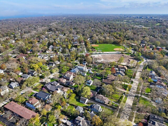 1424 Glencoe Ave, Highland Park, IL 60035 - aerial overview of property's location featuring nearby suburban area