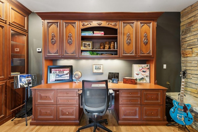 1424 Glencoe Ave, Highland Park, IL 60035 - office area with built in desk and light wood finished floors