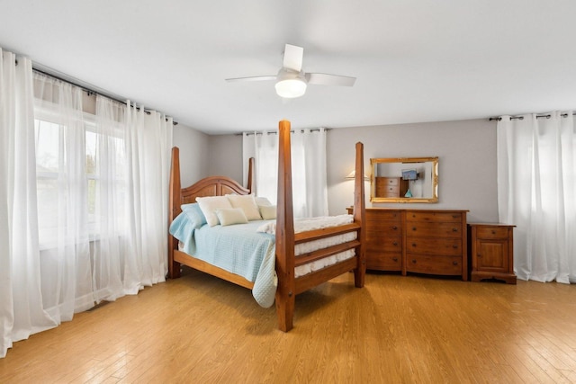 1424 Glencoe Ave, Highland Park, IL 60035 - bedroom with light wood-style floors and a ceiling fan