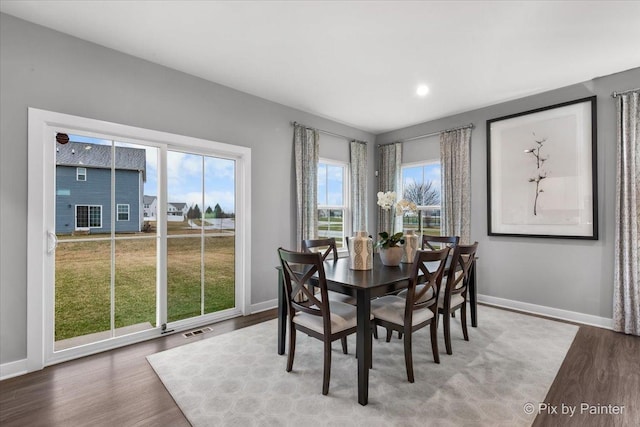 2093 Squire Cir, Yorkville, IL 60560 - dining space with wood finished floors, baseboards, and recessed lighting