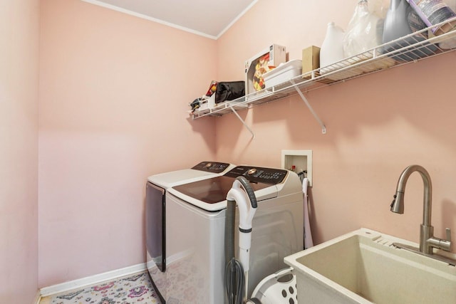 263 Thrush Cir, Lindenhurst, IL 60046 - laundry area with independent washer and dryer, crown molding, and baseboards