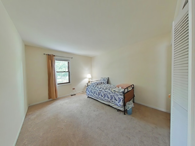 4400 Waubansie Ln, Lisle, IL 60532 - carpeted bedroom featuring baseboards