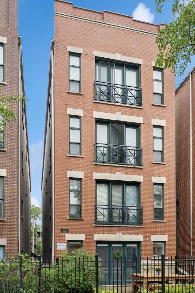 2309 W Chicago Ave Unit 1, Chicago, IL 60622 - view of apartment building / complex