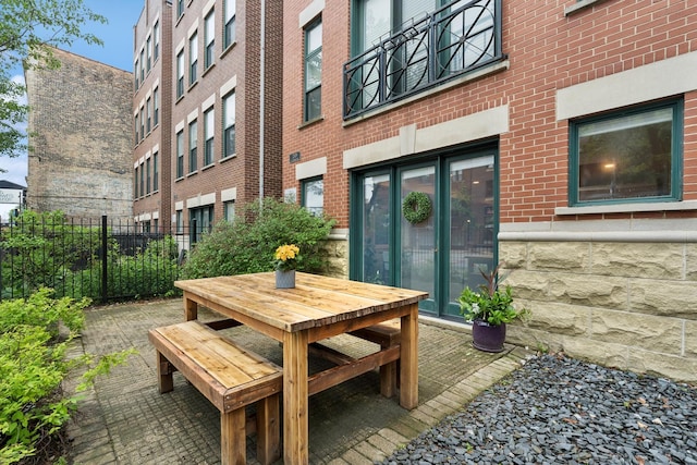 2309 W Chicago Ave Unit 1, Chicago, IL 60622 - view of patio with outdoor dining space