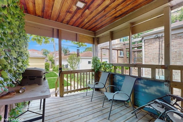 6522 N Sacramento Ave, Chicago, IL 60645 - sunroom / solarium with a residential view
