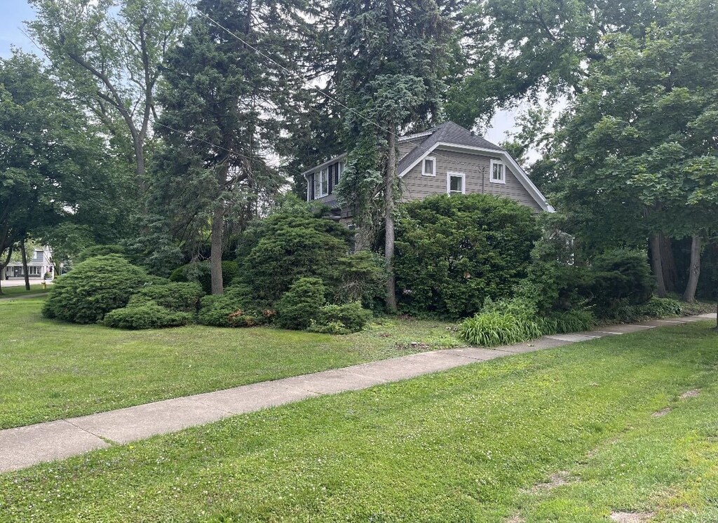 362 Western Ave, Clarendon Hills, IL 60514 - photo 2