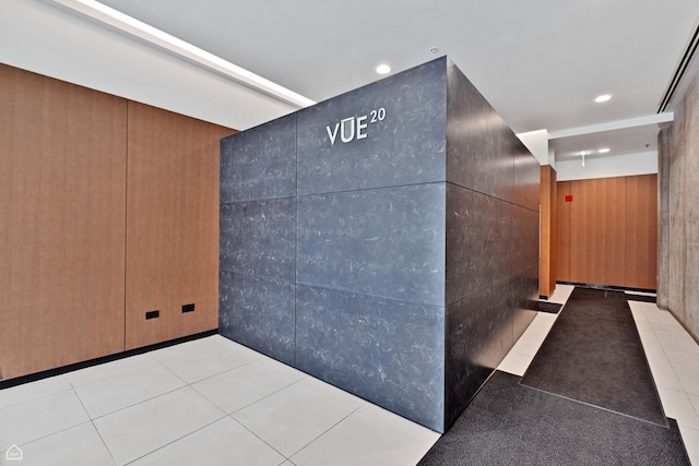 1845 S Michigan Ave Unit 1602, Chicago, IL 60616 - building lobby with recessed lighting