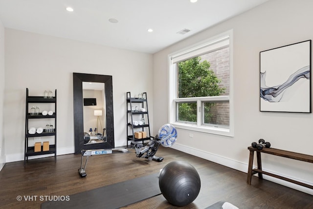 1307 W Wrightwood Ave Unit 201, Chicago, IL 60614 - exercise room featuring wood finished floors and recessed lighting