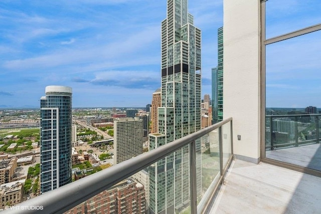 1235 S Prairie Ave Unit 3605, Chicago, IL 60605 - balcony featuring a view of city