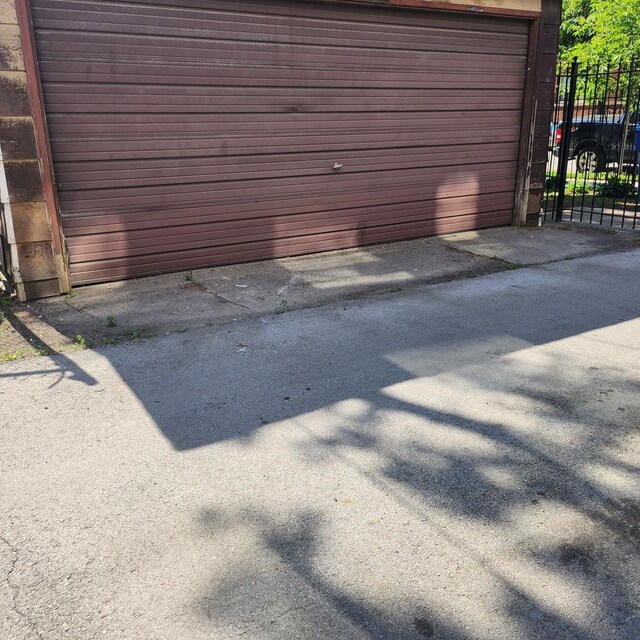 7601 S Morgan St, Chicago, IL 60620 - view of garage