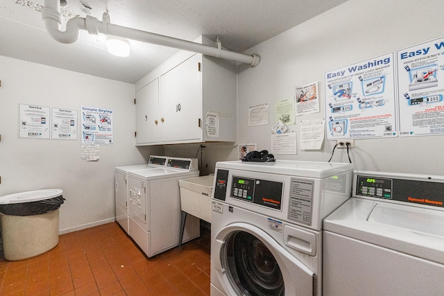 7234 W N Ave Unit 1608, Elmwood Park, IL 60707 - laundry area with washer and clothes dryer, cabinet space, and baseboards