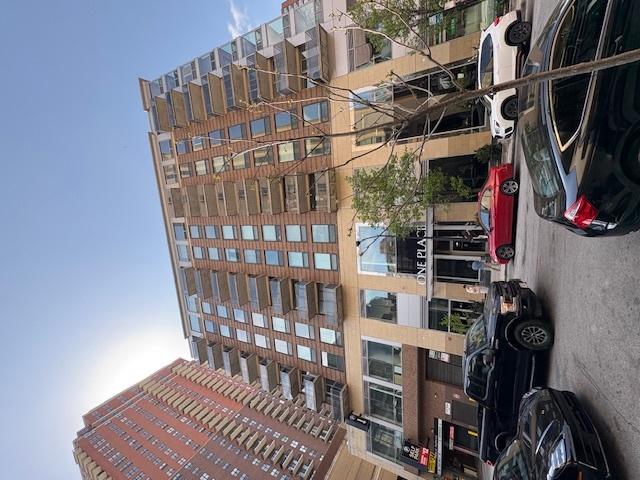 view of apartment building / complex