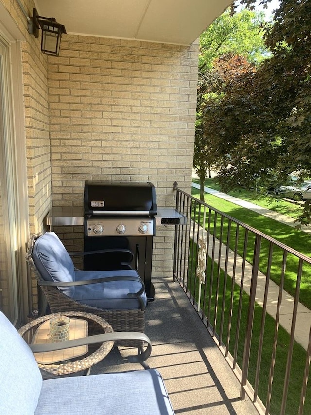 6430 W Belle Plaine Ave Unit 202, Chicago, IL 60634 - balcony with a grill