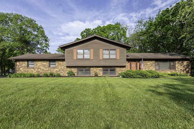 1401 Funderburk Dr, Winthrop Harbor, IL 60096 - tri-level home with a front yard and brick siding