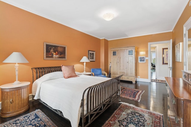 3500 N Lake Shore Dr Unit 5D, Chicago, IL 60657 - bedroom featuring dark wood-type flooring