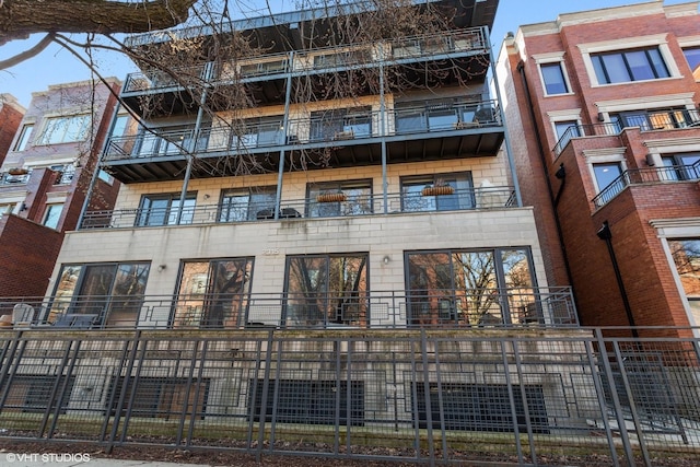 2315 W Wabansia Ave Unit 3Ne, Chicago, IL 60647 - view of apartment building / complex