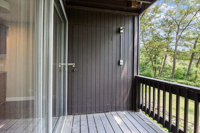 5515 Lakeside Dr Unit 1D, Lisle, IL 60532 - view of wooden terrace