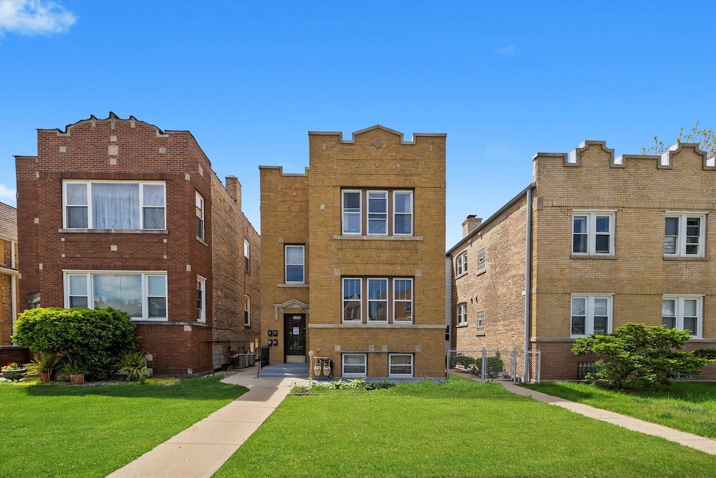 5255 W Henderson St, Chicago, IL 60641 - photo 1