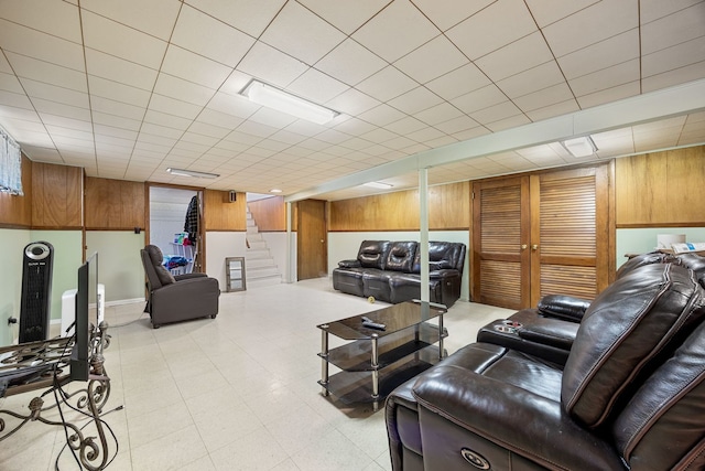 1546 N Lee Blvd, Berkeley, IL 60163 - living room featuring stairs