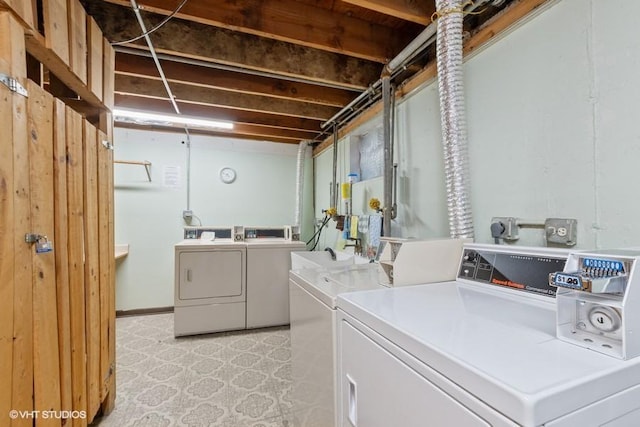 14747 Kenton Ave Unit 3B, Midlothian, IL 60445 - shared laundry room with washing machine and clothes dryer and light flooring