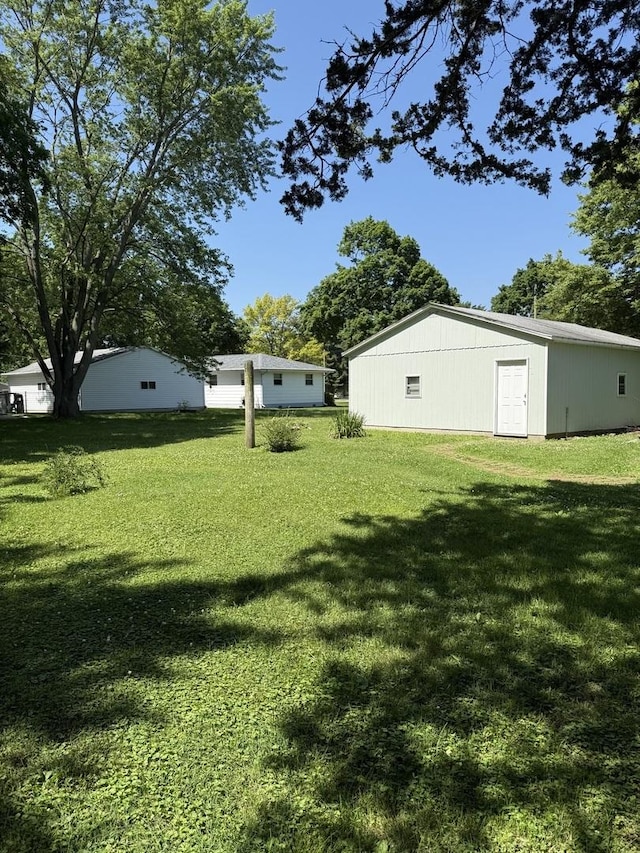 805 W Blaine St, Monticello, IL 61856 - photo 47
