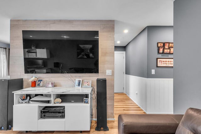 86611/2 W Foster Ave Unit 3A, Chicago, IL 60656 - kitchen featuring wood finished floors, a wainscoted wall, and recessed lighting