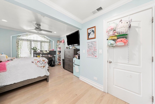 6315 W 83rd Pl, Burbank, IL 60459 - bedroom with crown molding, light wood-type flooring, a ceiling fan, recessed lighting, and a desk