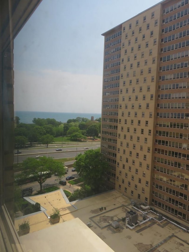 3950 N Lake Shore Dr Unit 1207B, Chicago, IL 60613 - water view