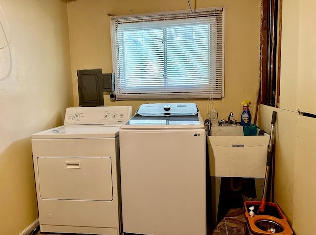 1330 Todd Farm Dr, Elgin, IL 60123 - laundry area featuring washer and dryer and electric panel