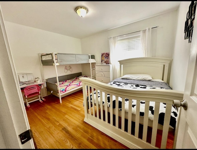 1330 Todd Farm Dr, Elgin, IL 60123 - bedroom with light wood-type flooring