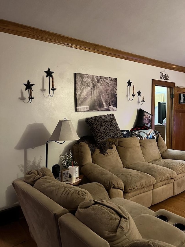 316 E Jefferson St, Freeport, IL 61032 - living room with crown molding and wood finished floors